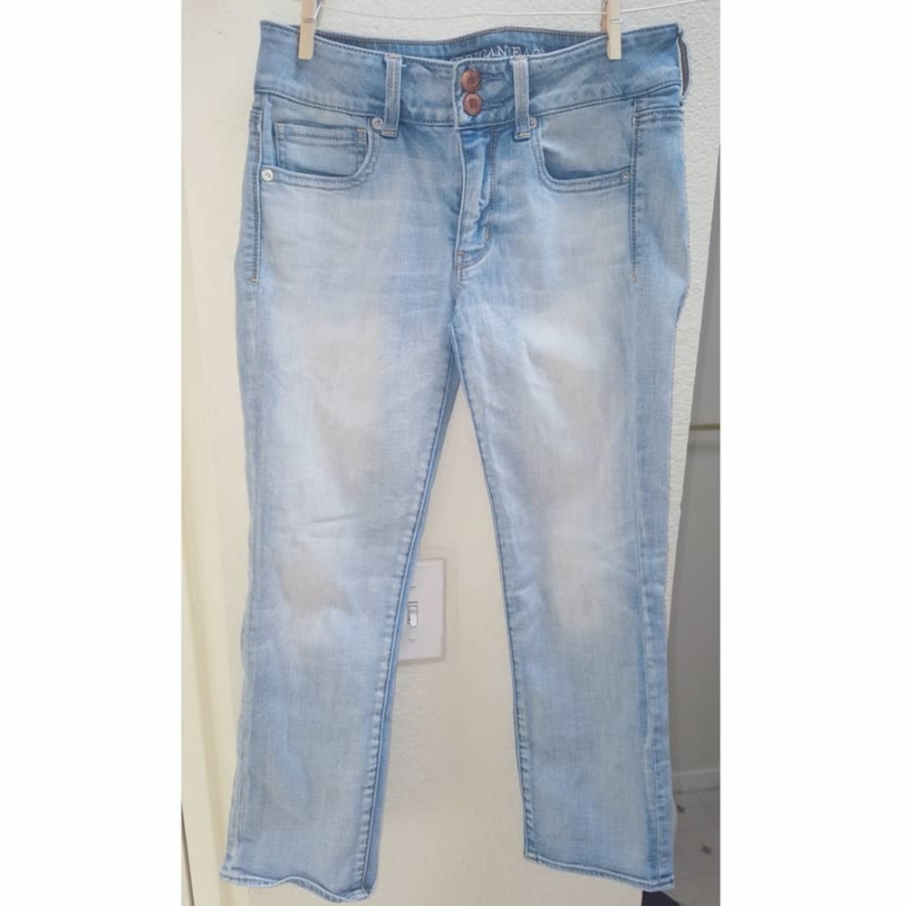 American Eagle Super Stretch Lightwash Jeans